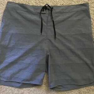 Pre own Mens Hurley phantom swimming trunks board shorts size 38
